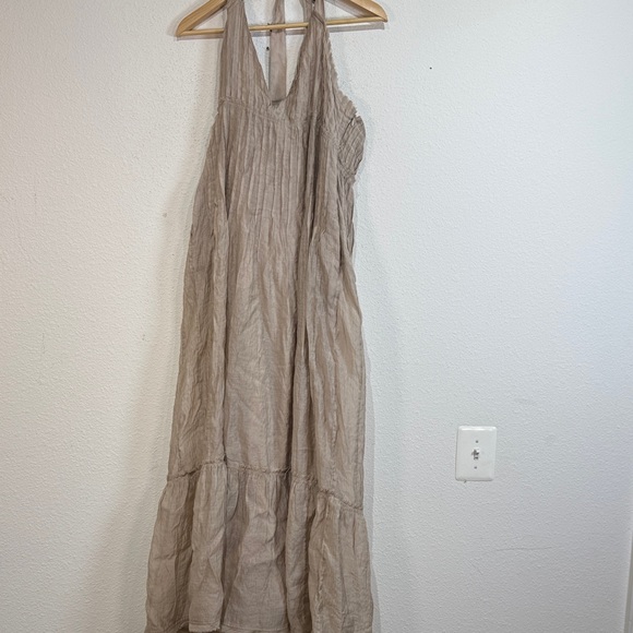 Free People Frankie Pintuck Elegant Tan Halter Dress size Small Petite - Picture 3 of 12